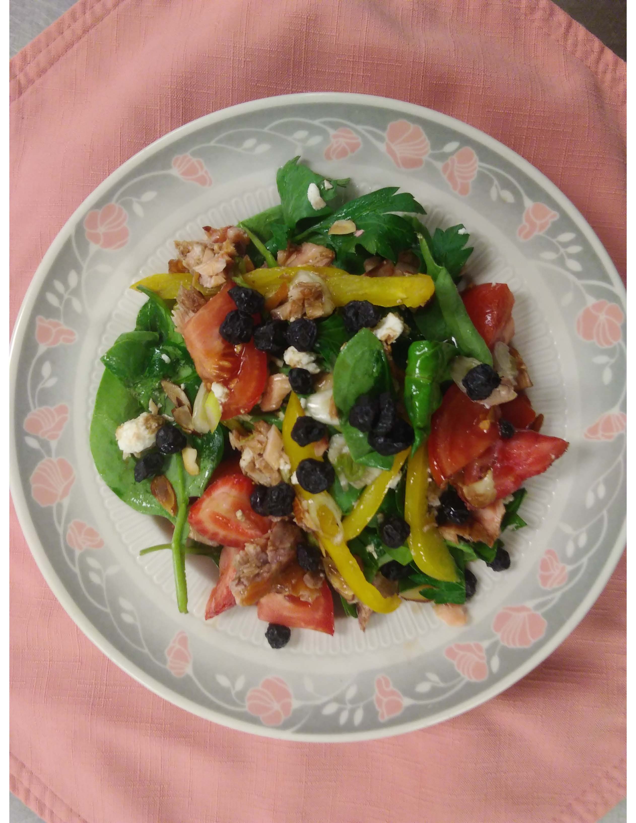 smoked salmon spinach salad pic